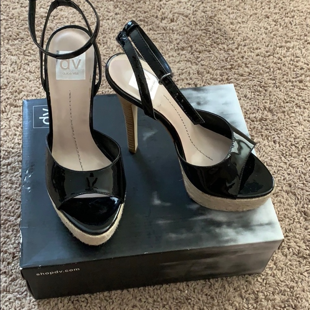 Platform sandals, patent leather heel